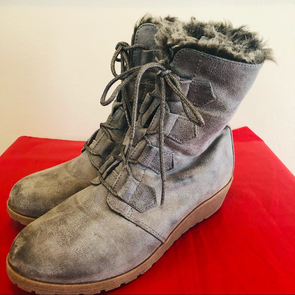 Stevie's Faux Fur lined Boots Sz 5